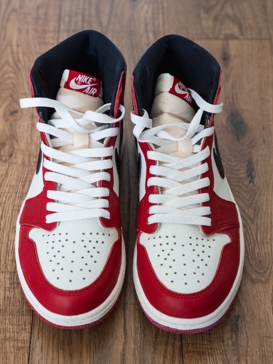 Jordan 1 Chicago Lost & Found Reimagined - Men\'s Size 8.5 main image 7